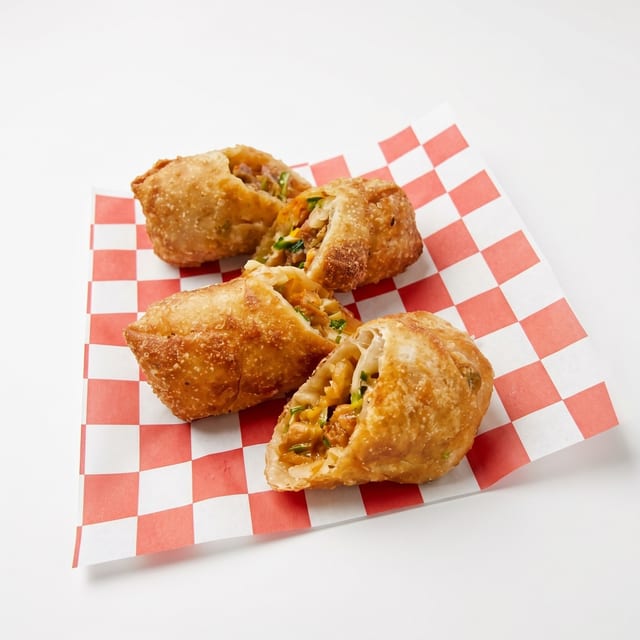 Chicken Egg Crunch Roll / 치킨 에그크런치롤.