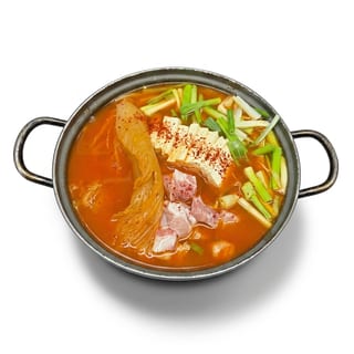 Kimchi Jeongol / 김치전골