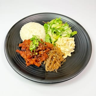 Hot & Savory Pork Plate / 돼지불고기 플레이트