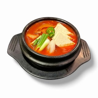 Kimchi Jjigae / 김치찌개