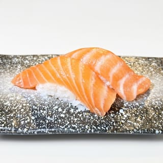 Sake Salmon Sushi